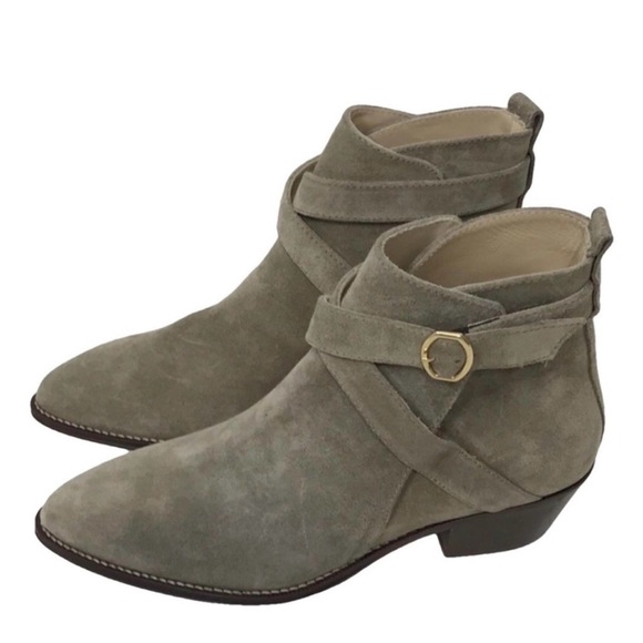 NWOB banana republic Stella suede bootie size 9